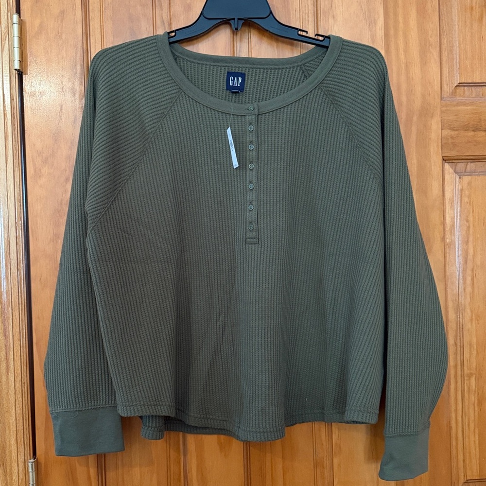 GAP Olive Green Waffle Knit Thermal Long Sleeve Half-Button Henley Top